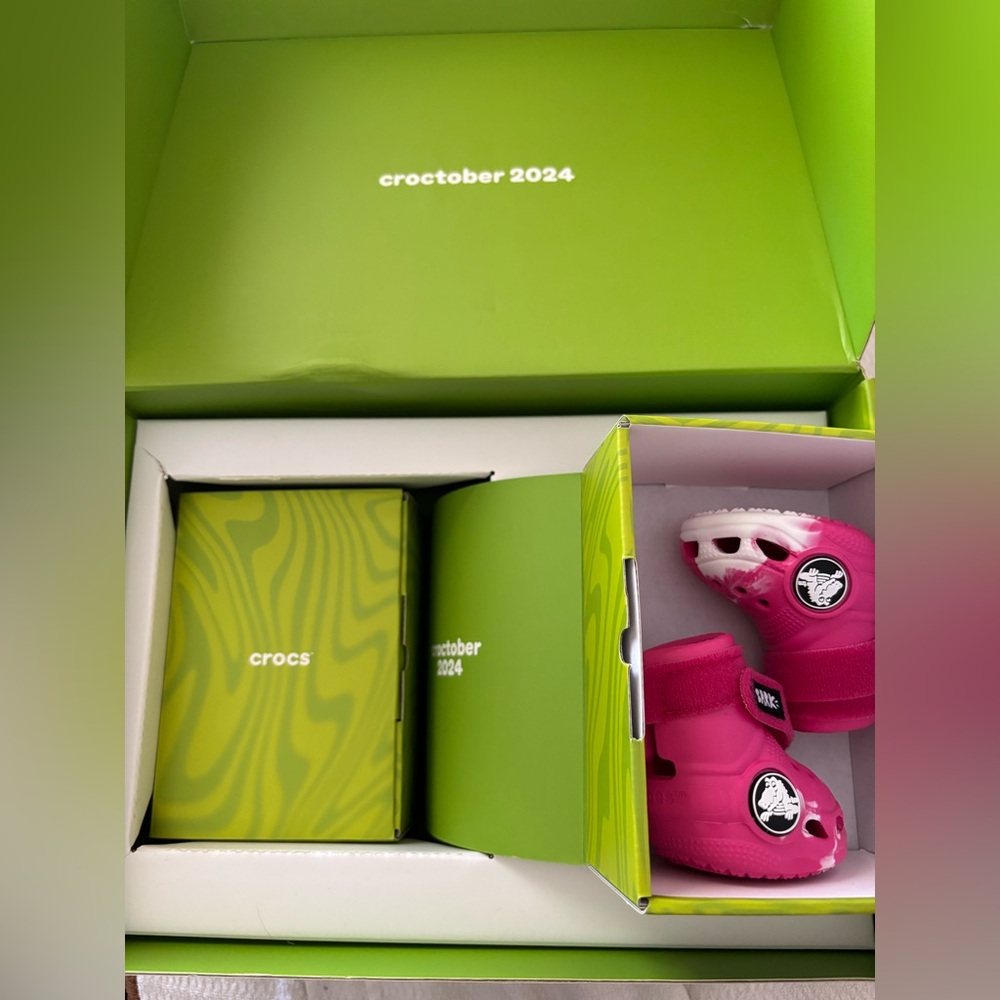 CROCS Fuchsia Miniature Boot